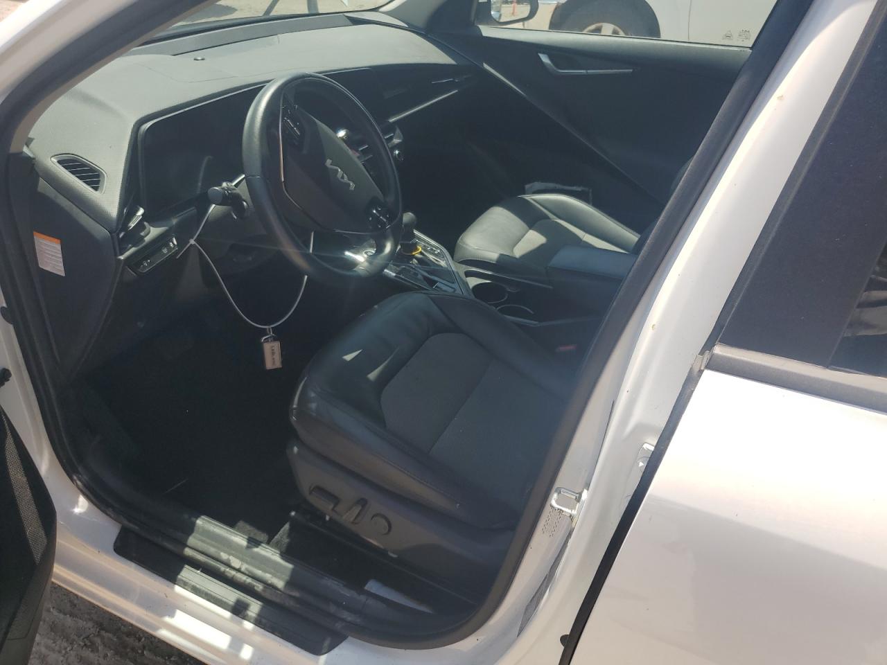 2023 Kia Niro Ex VIN: KNDCR3LEXP5057203 Lot: 57039295