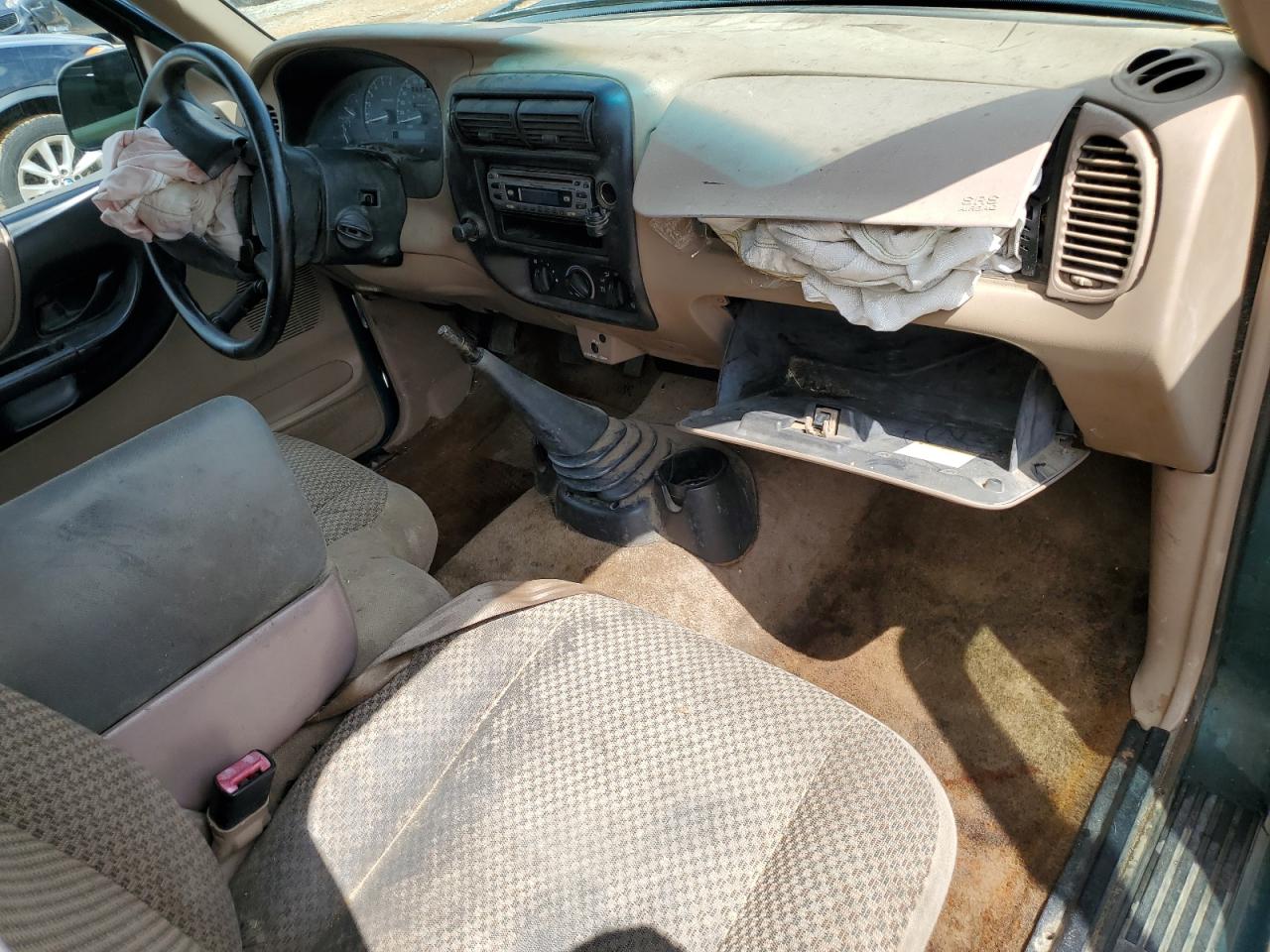 1998 Ford Ranger VIN: 1FTYR10C1WUA87479 Lot: 56671435