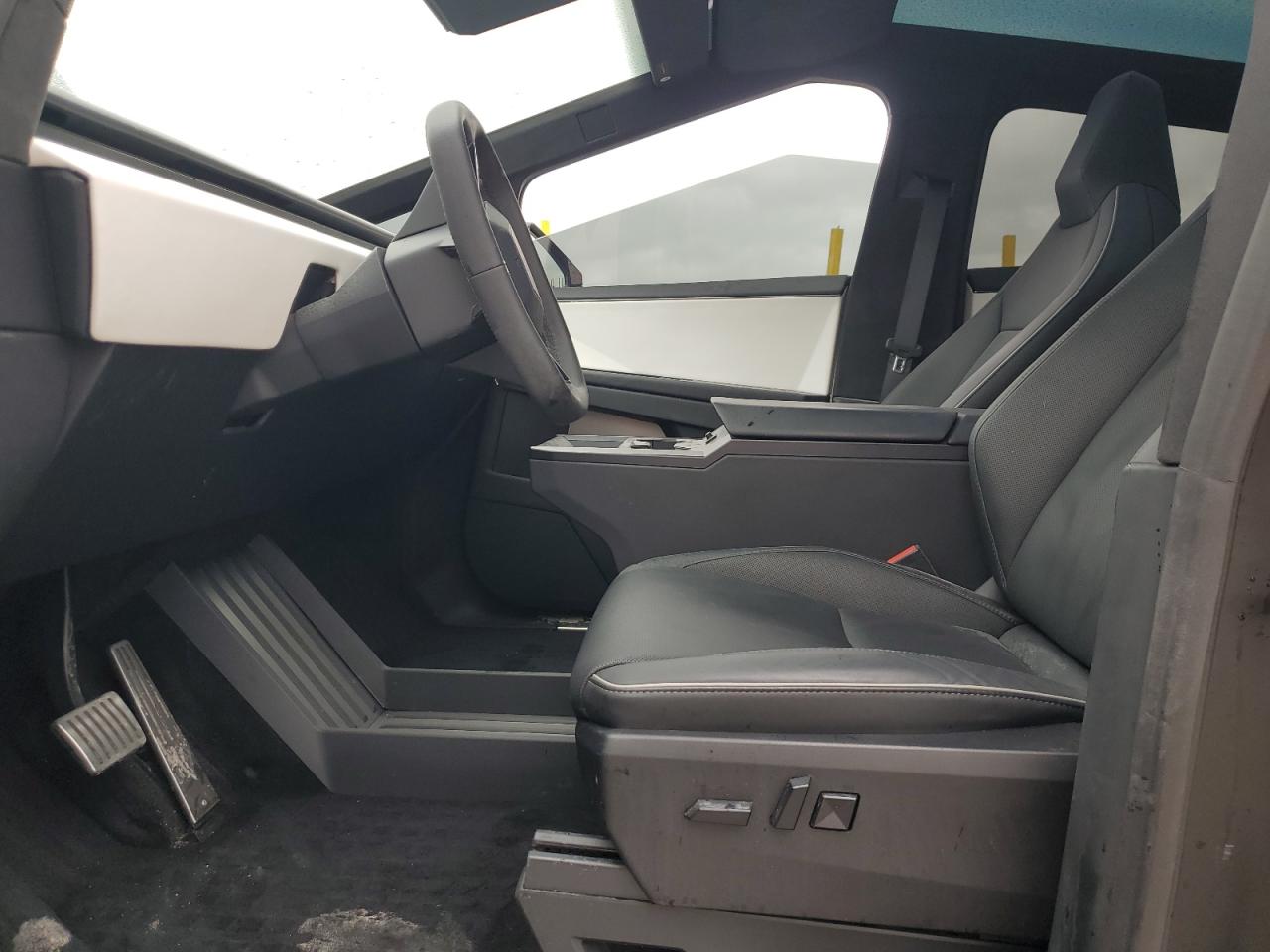 2024 Tesla Cybertruck VIN: 7G2CEHED6RA009626 Lot: 57253605