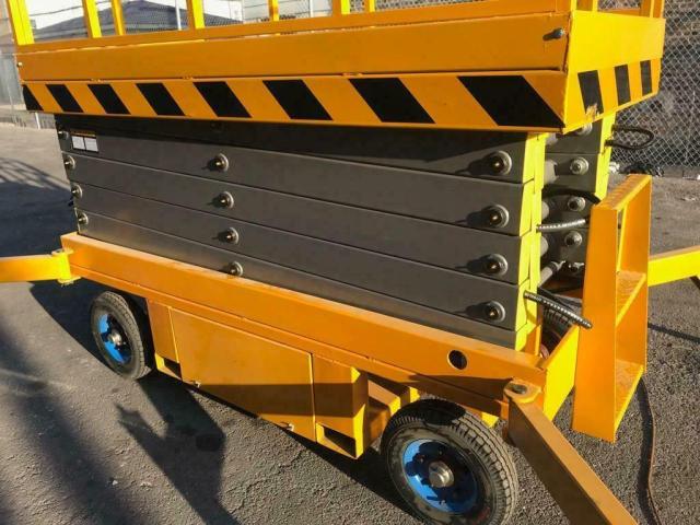  OTHER HEAVY EQUIPMENT SCISSORLIF 2025 Красный
