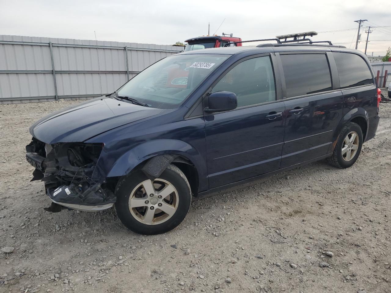 2013 Dodge Grand Caravan Sxt იყიდება Appleton-ში, WI - Front End