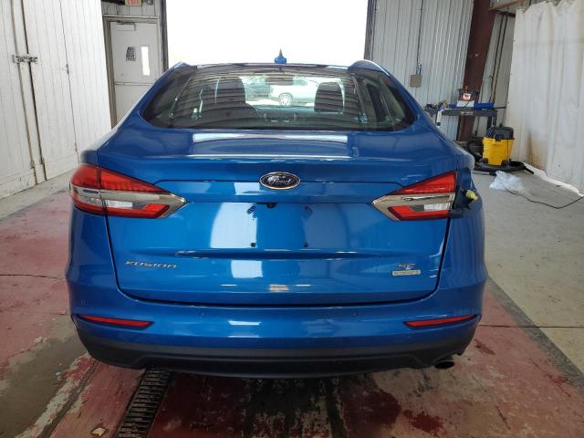 FORD FUSION 2020 Granatowy