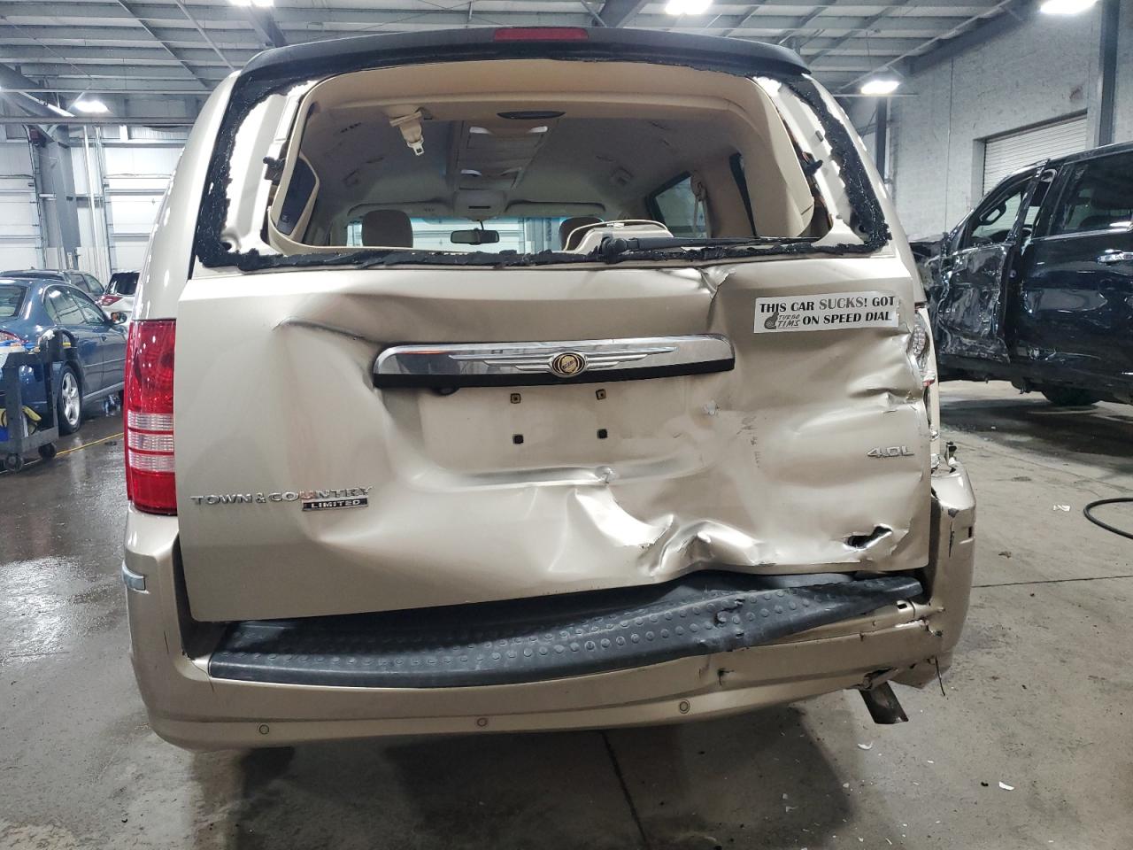 2008 Chrysler Town & Country Limited VIN: 2A8HR64X98R612985 Lot: 56837535