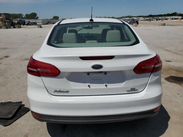 Sedans FORD FOCUS 2015 Biały