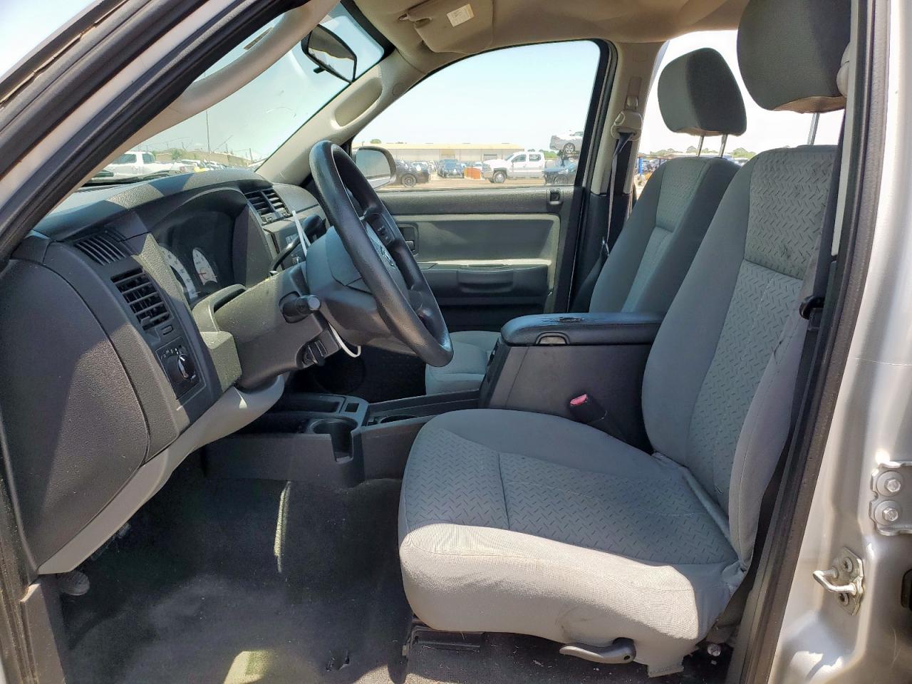 2008 Dodge Dakota Sxt VIN: 1D7HE38K78S570062 Lot: 58592285