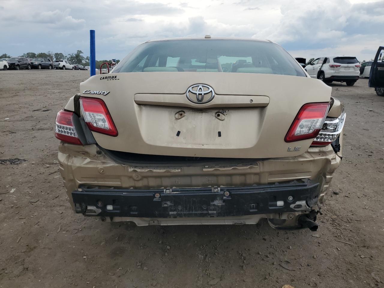 2010 Toyota Camry Base VIN: 4T1BF3EK4AU090262 Lot: 58736835