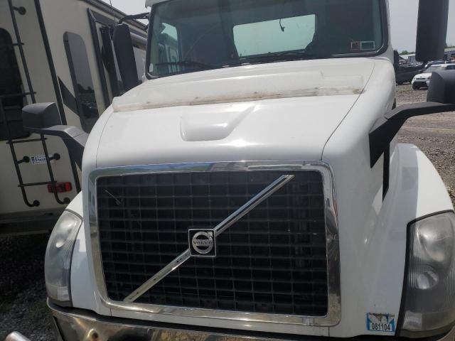 2016 VOLVO VNL SEMI TRUCK