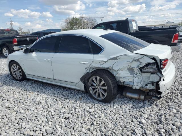  VOLKSWAGEN PASSAT 2017 Белый