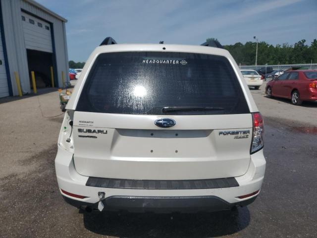  SUBARU FORESTER 2012 White