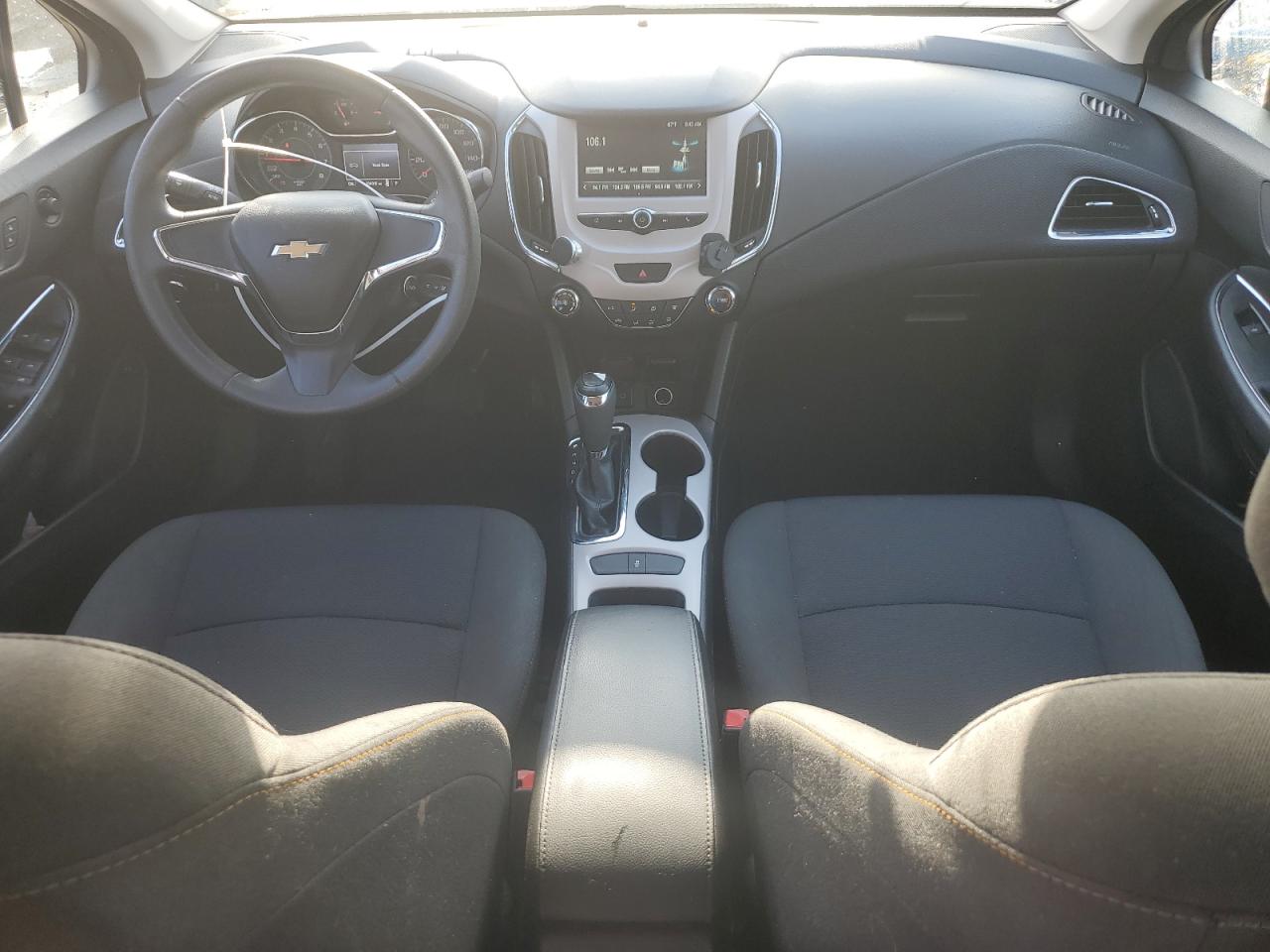 2018 Chevrolet Cruze Ls VIN: 1G1BC5SM2J7136760 Lot: 56227975