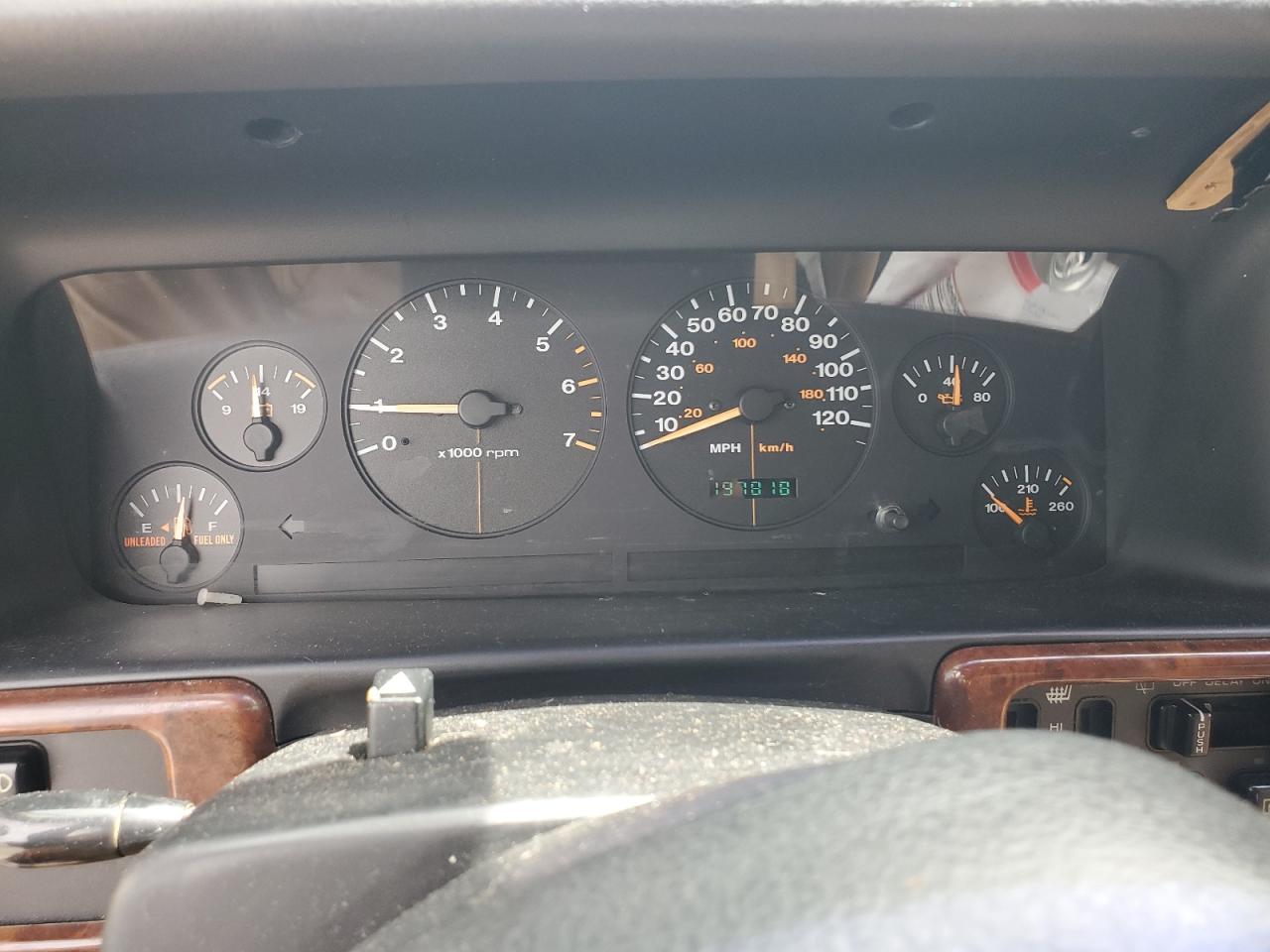 1997 Jeep Grand Cherokee Limited VIN: 1J4GZ78S9VC623295 Lot: 58552495