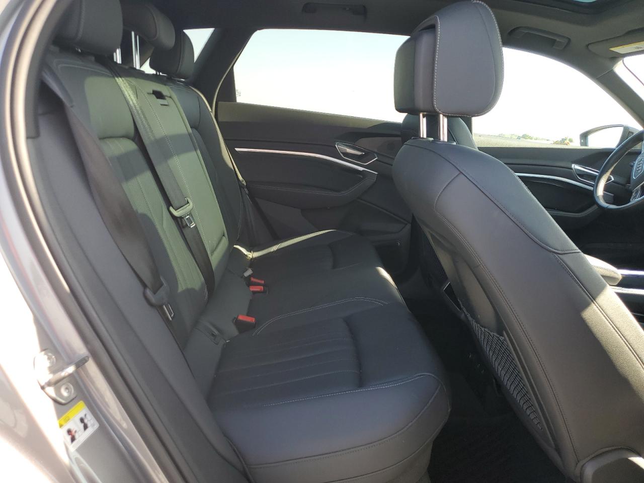 2022 Audi E-Tron Premium Plus VIN: WA1LAAGE8NB002750 Lot: 57163615