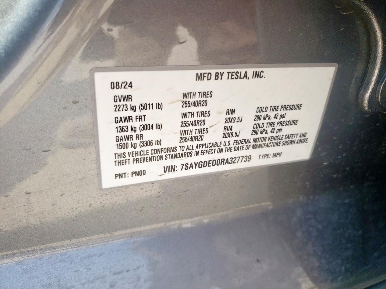 2024 Tesla Model Y VIN: 7SAYGDED0RA327739 Lot: 57174445