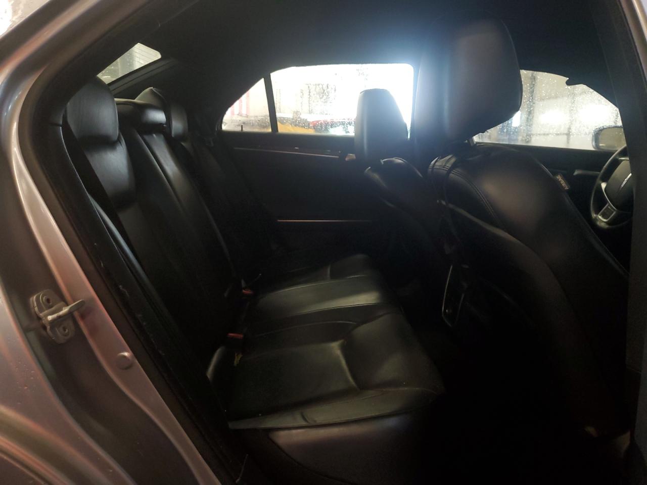 2014 Chrysler 300C VIN: 2C3CCAKG2EH105831 Lot: 57361555