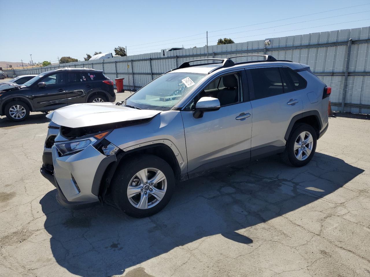 2019 Toyota Rav4 Xle for Sale in Martinez, CA - Front End