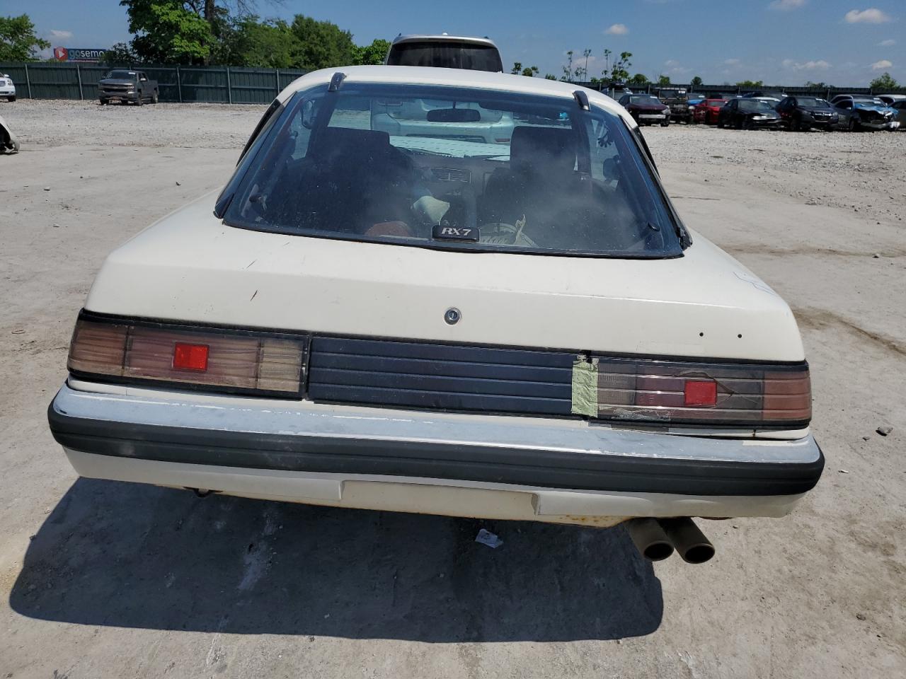 1985 Mazda Rx7 12A VIN: JM1FB3316F0883167 Lot: 55898815