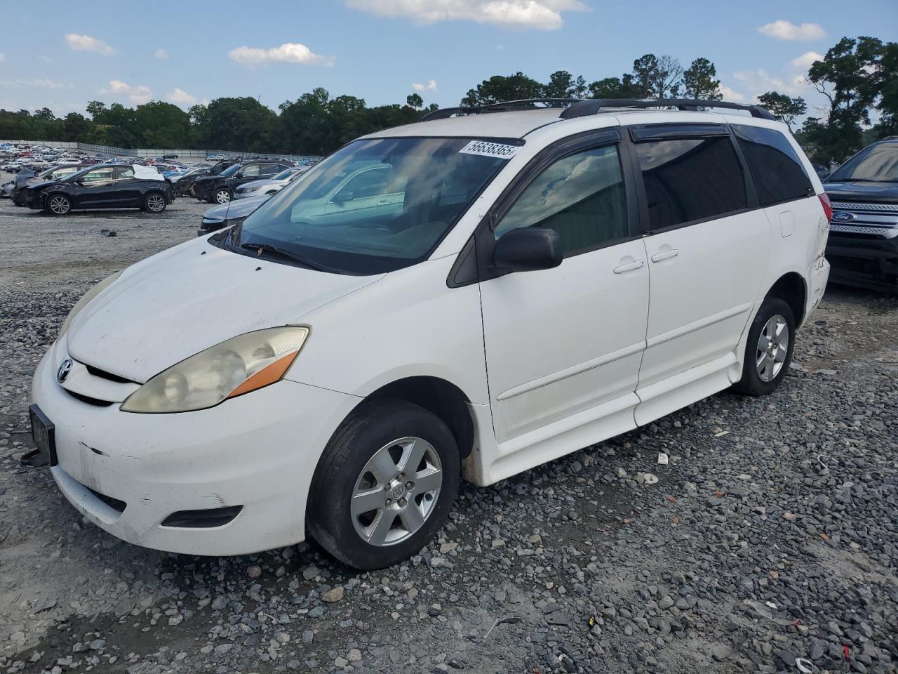 2010 Toyota Sienna Ce продається в Byron, GA - Rear End