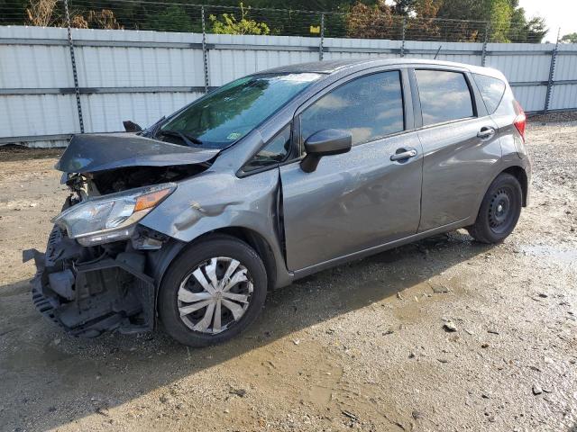  NISSAN VERSA 2018 Сірий