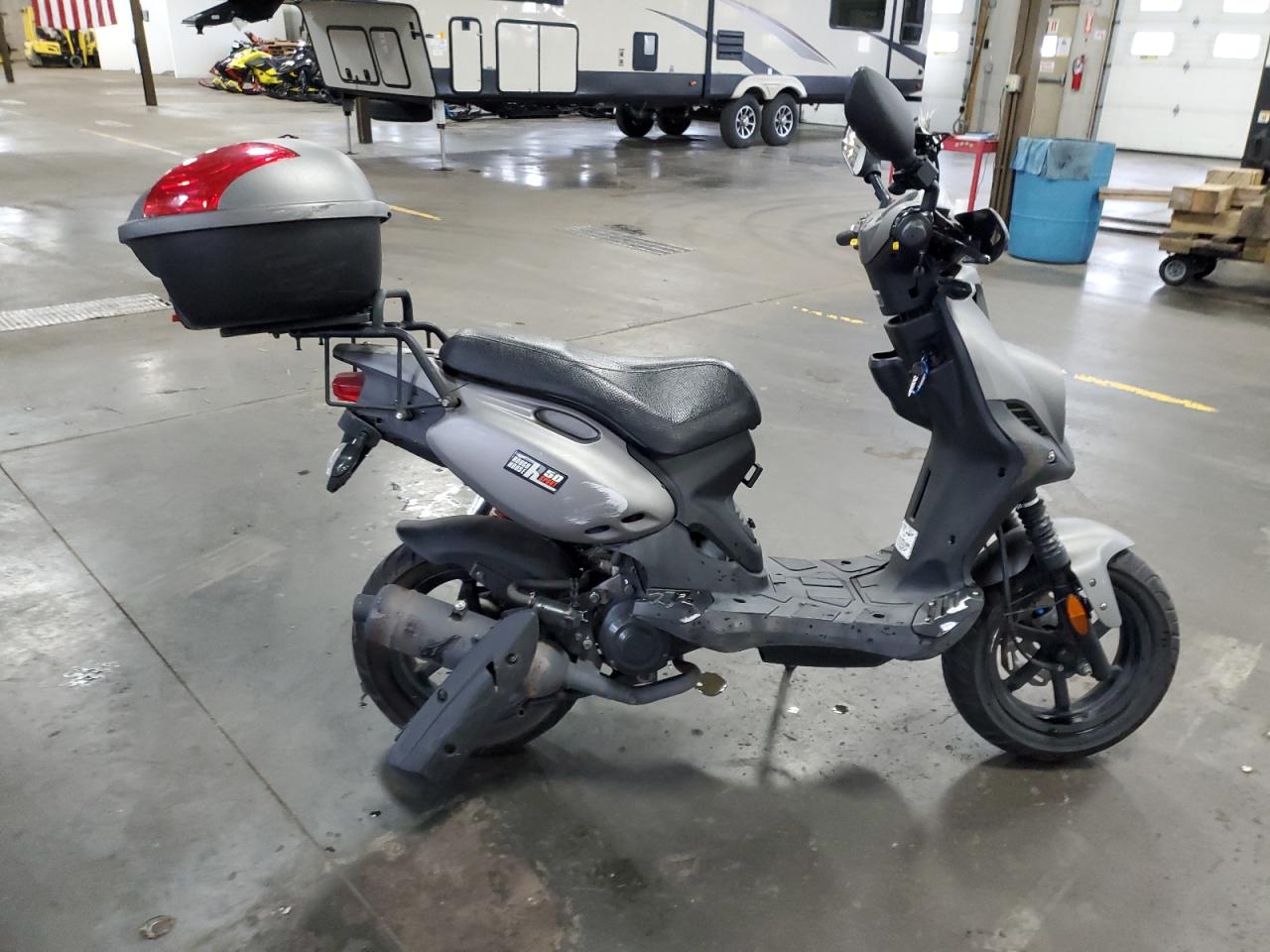 2019 Genuine Scooter Co. Roughhouse 50 for Sale in Ham Lake, MN - Side