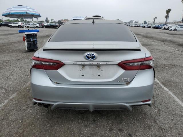  TOYOTA CAMRY 2023 Srebrny