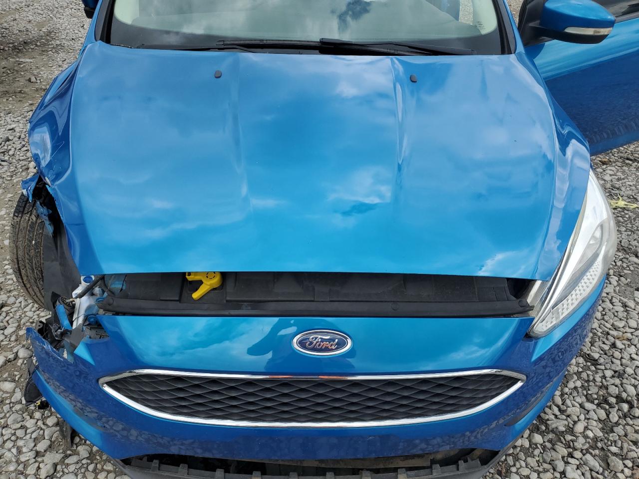2015 Ford Focus Se VIN: 1FADP3K20FL334295 Lot: 56917635