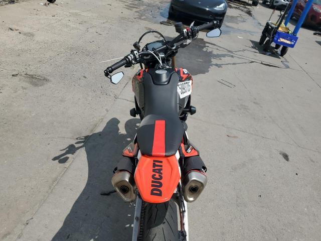  DUCATI HYPERMOTAR 2024 Червоний