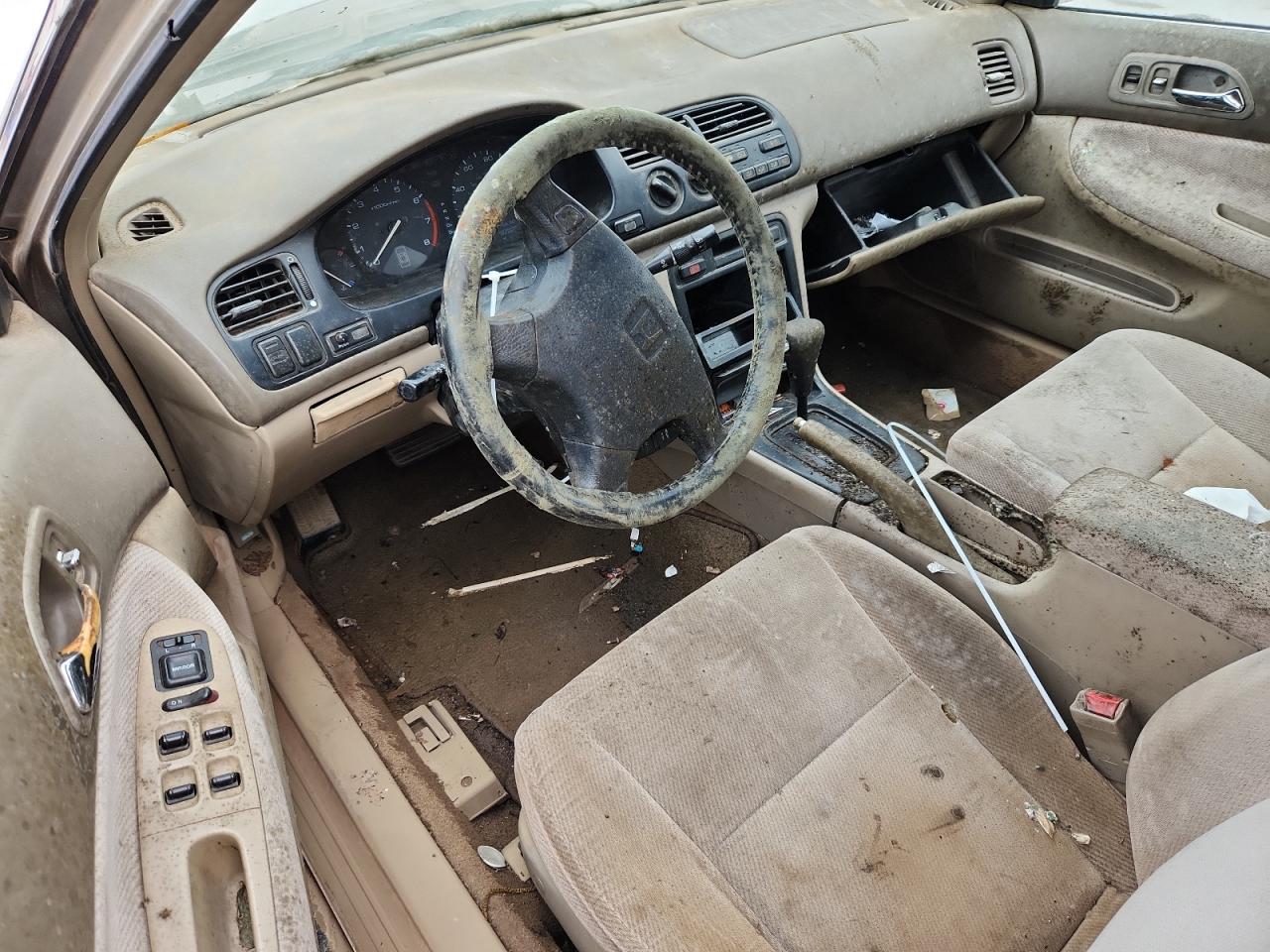 1997 Honda Accord Lx VIN: JHMCD5631VC005275 Lot: 58332545