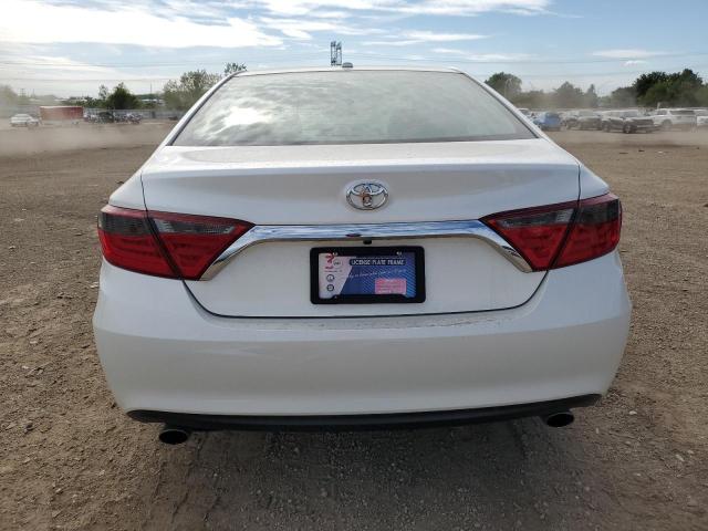  TOYOTA CAMRY 2016 Белы