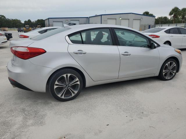 Седани KIA FORTE 2016 Сріблястий