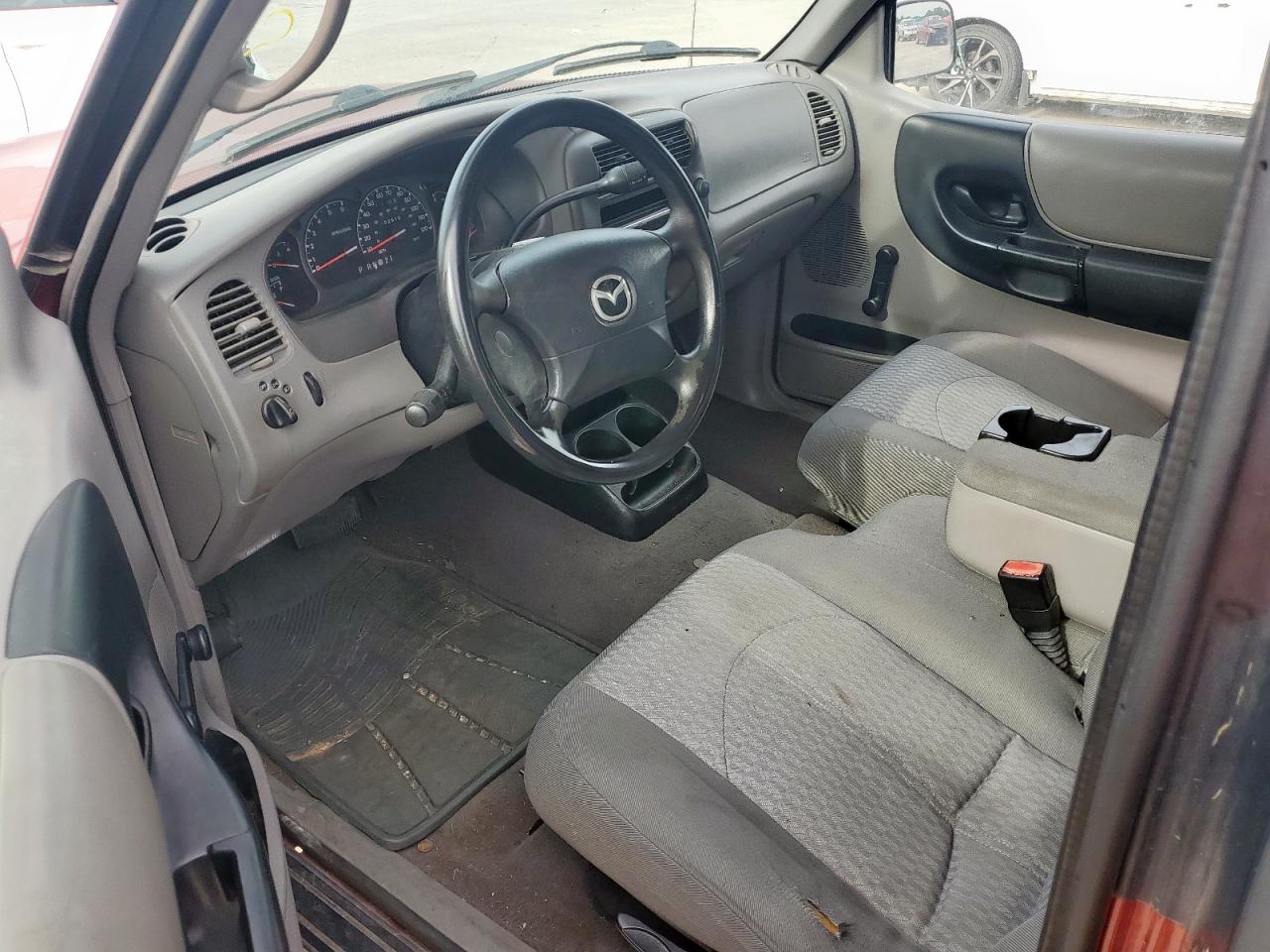 2003 Mazda B3000 Cab Plus VIN: 4F4YR46V73TM00425 Lot: 56872685