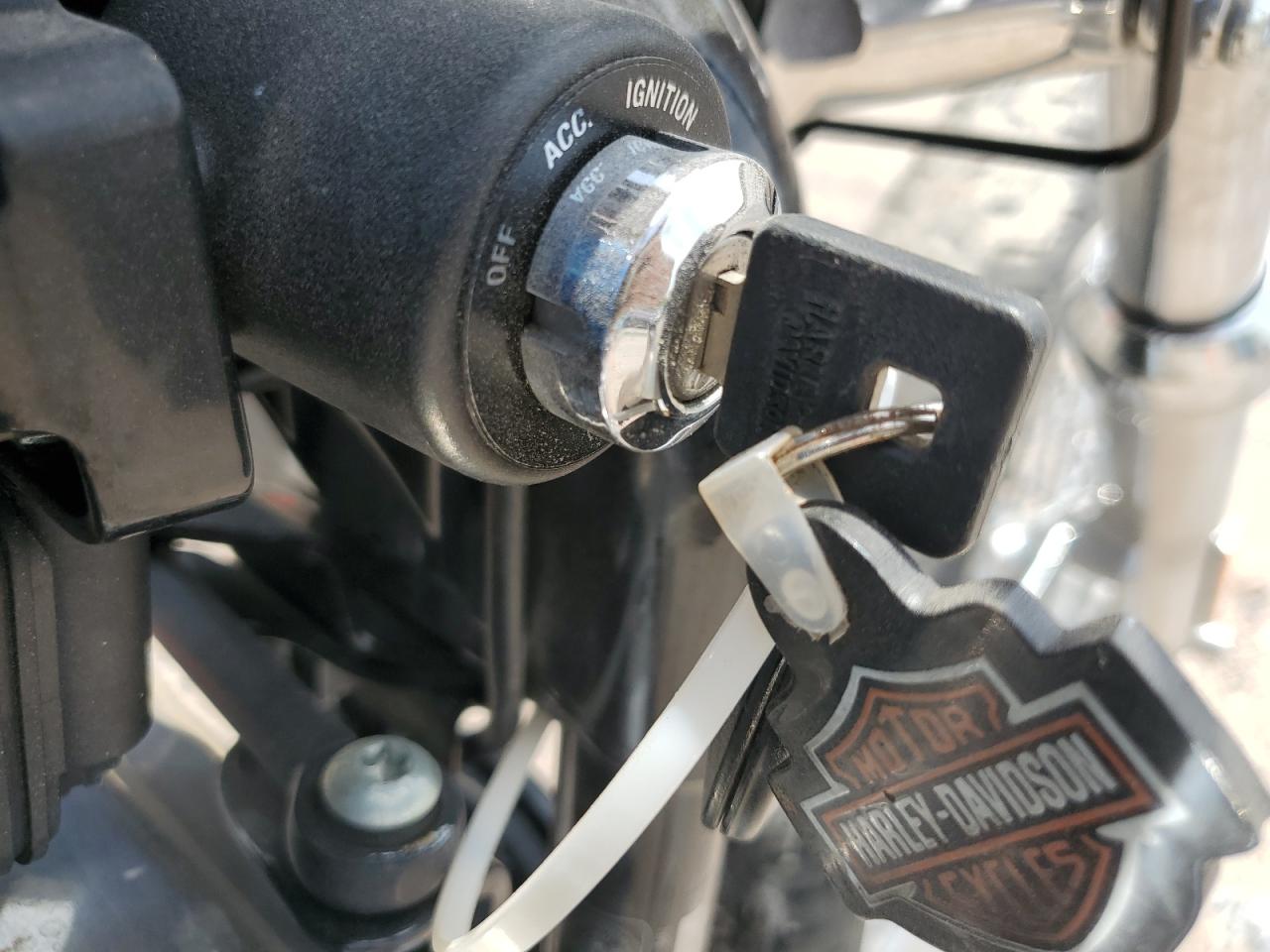 2006 Harley-Davidson Xl883 C VIN: 1HD4CJM136K443661 Lot: 55588695