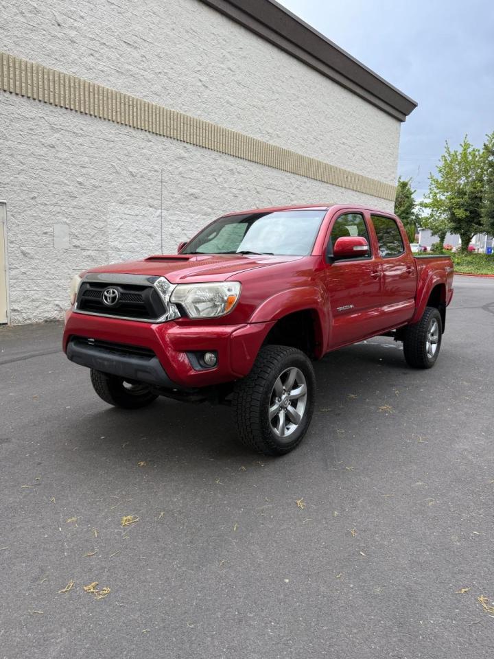 2015 Toyota Tacoma - Image 2