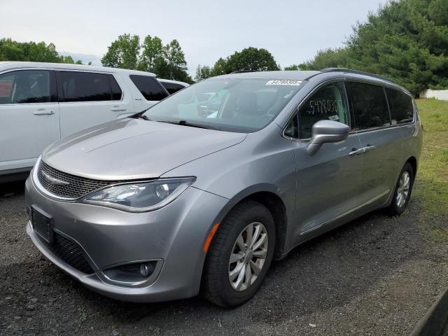 Мінівени CHRYSLER PACIFICA 2017 Сріблястий