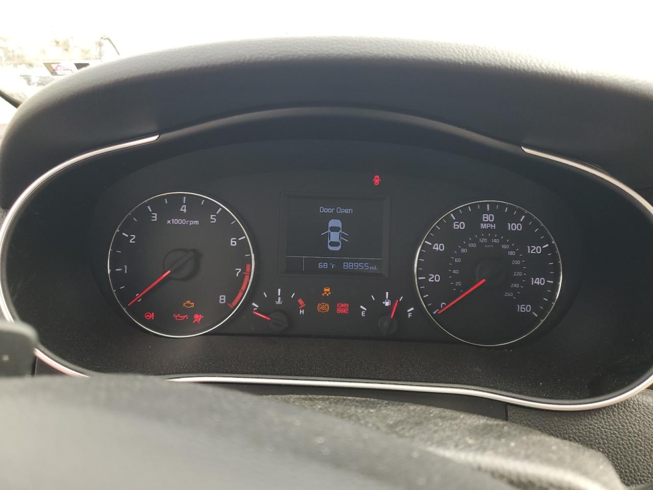 2022 Kia Cadenza Premium VIN: KNALN4D71F5174214 Lot: 55498035