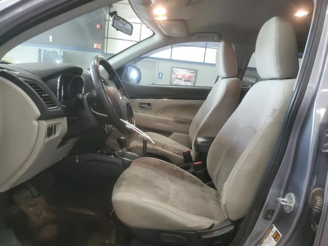  MITSUBISHI OUTLANDER 2017 Srebrny