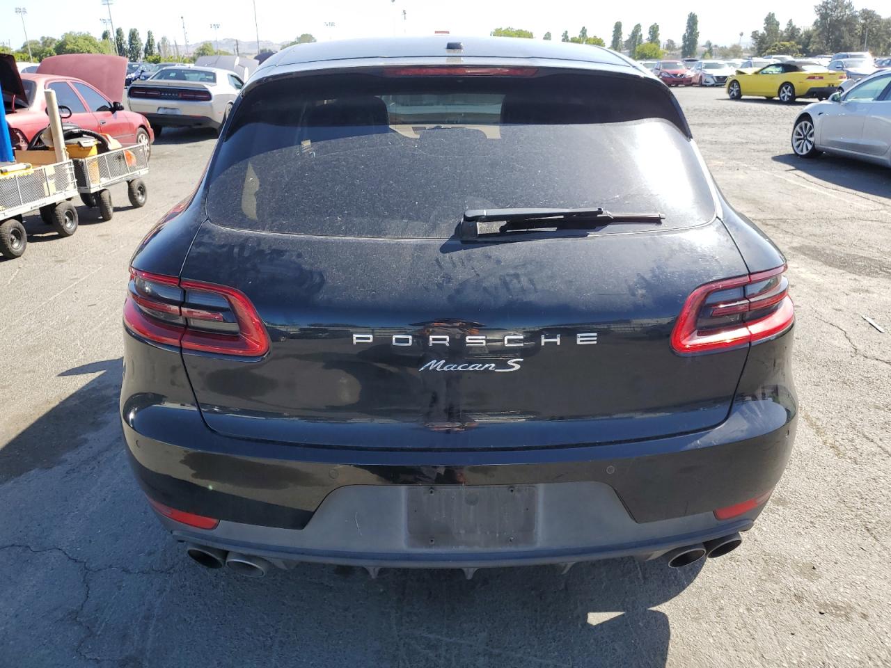 2015 Porsche Macan S VIN: WP1AB2A58FLB57608 Lot: 57112945