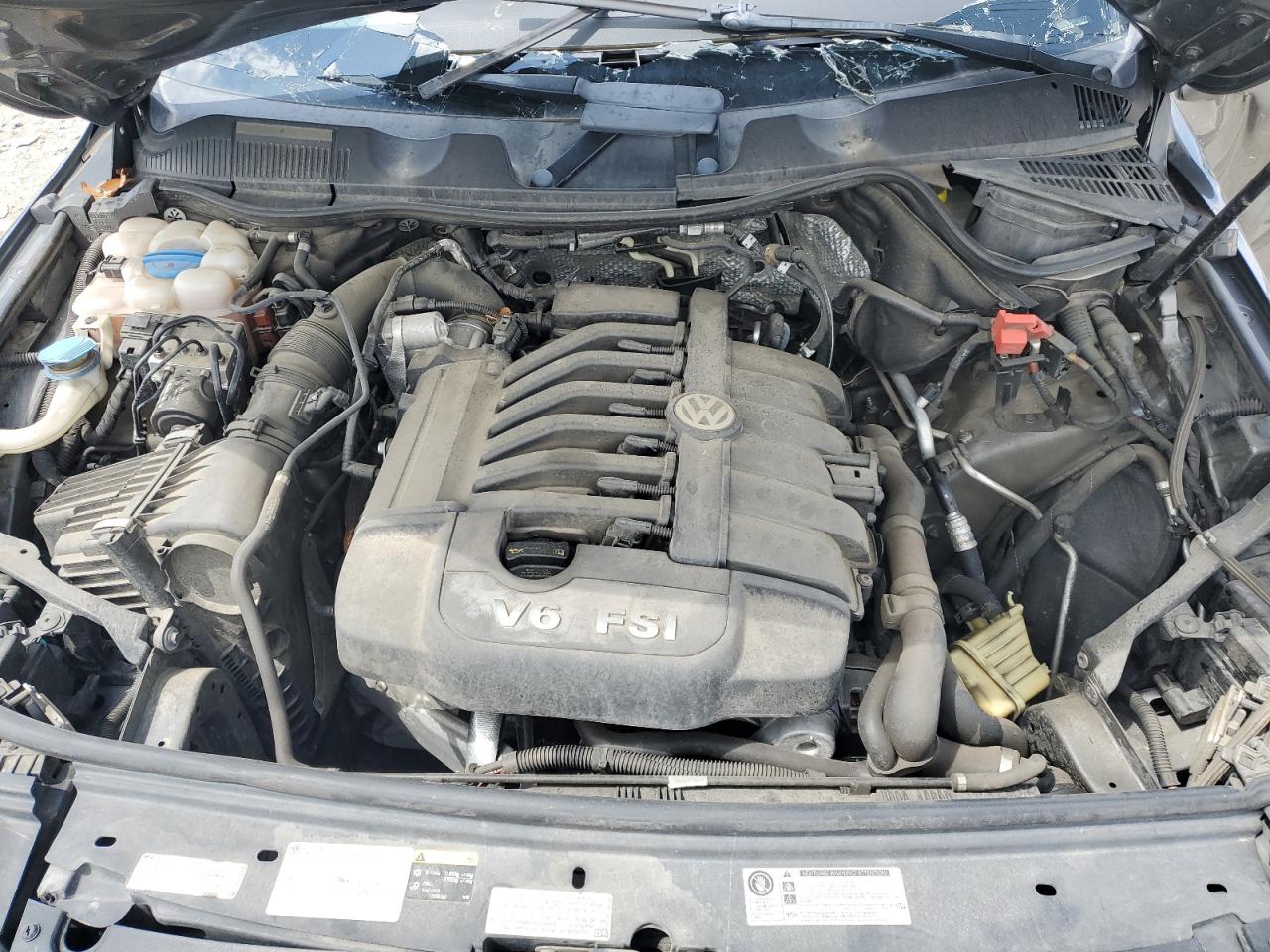 2014 Volkswagen Touareg V6 VIN: WVGEF9BP6ED014984 Lot: 55034865