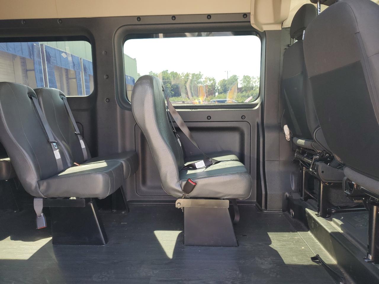 2023 Ram Promaster 2500 2500 High VIN: 3C6LRVPG4PE555819 Lot: 56914115