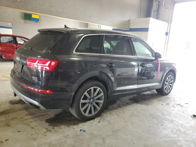  AUDI Q7 2017 Чорний