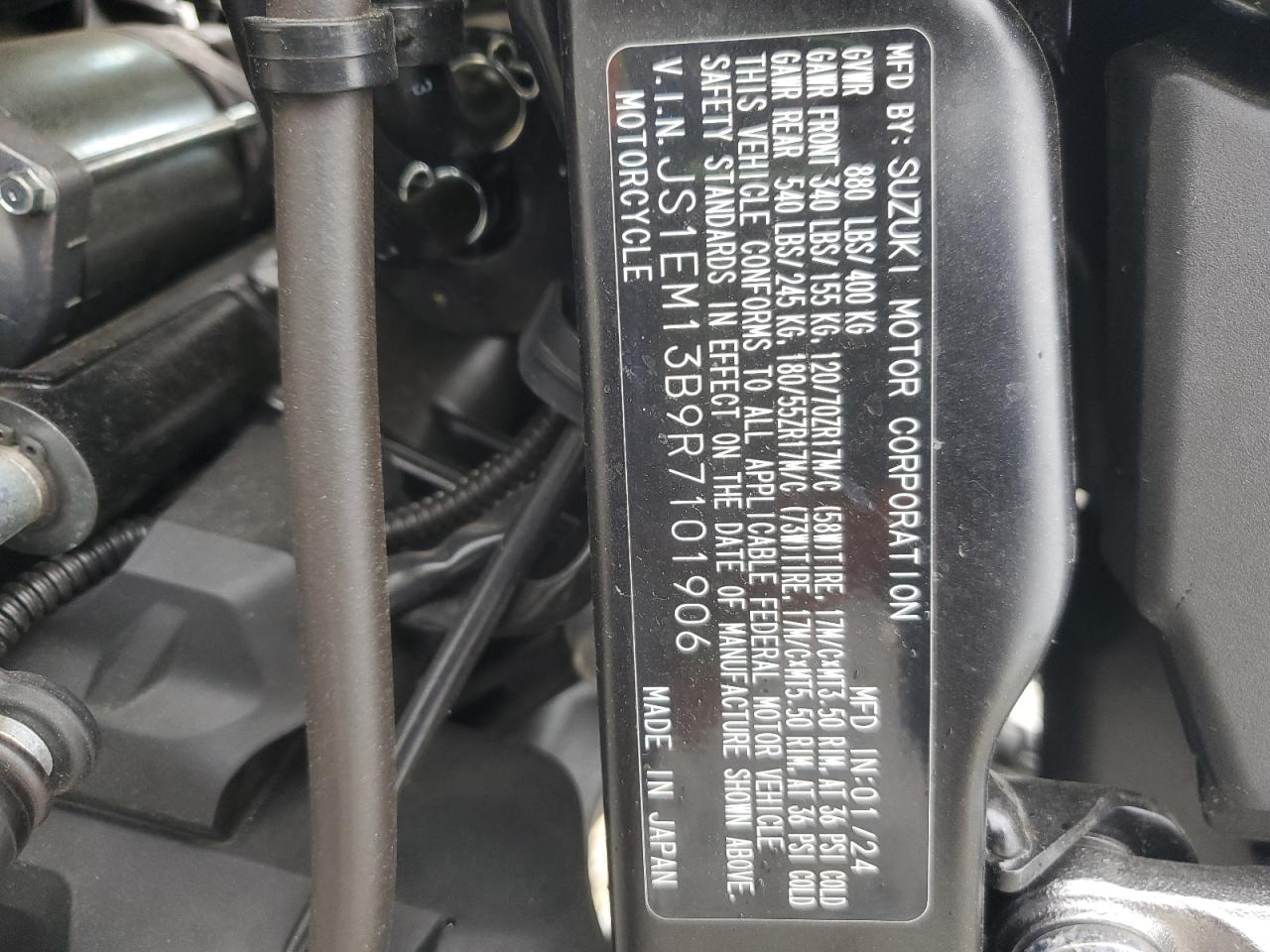 2024 Suzuki Gsx800 F VIN: JS1EM13B9R7101906 Lot: 59134785
