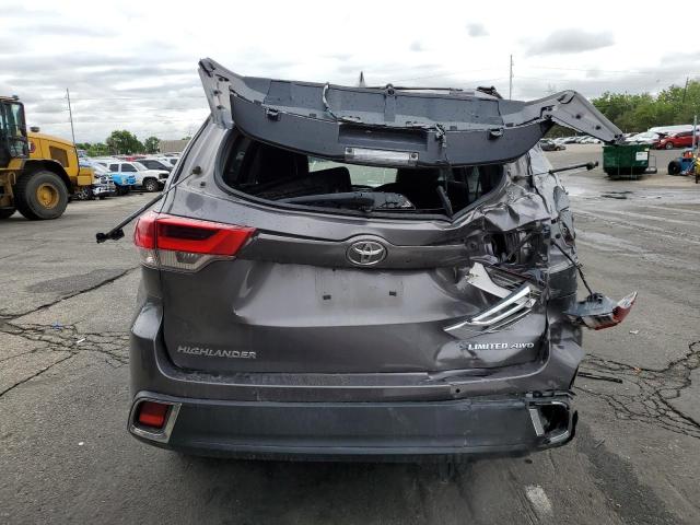  TOYOTA HIGHLANDER 2018 Серый