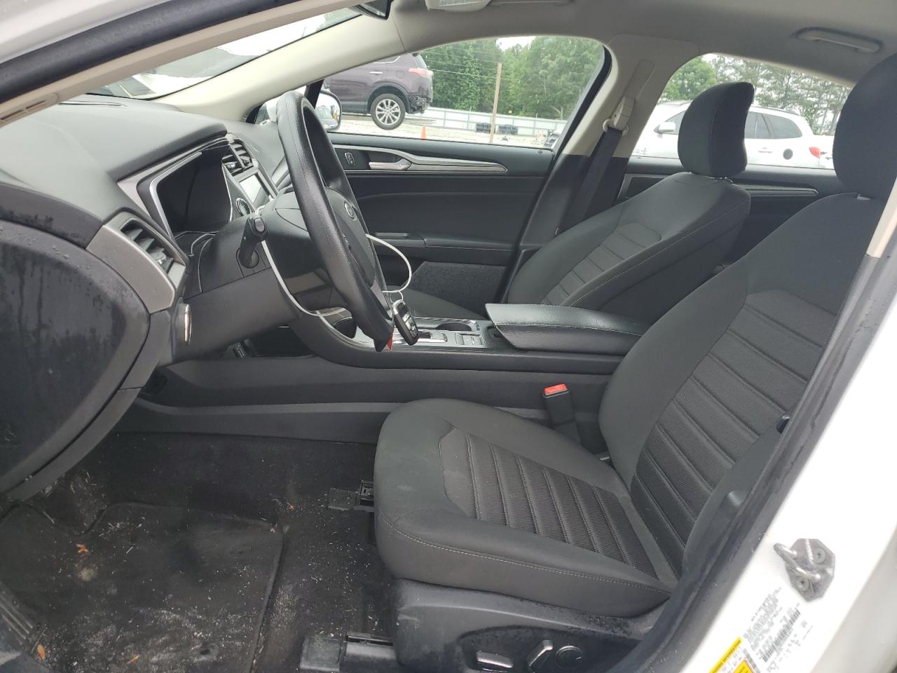 2019 Ford Fusion Se VIN: 3FA6P0LU2KR264012 Lot: 54030345