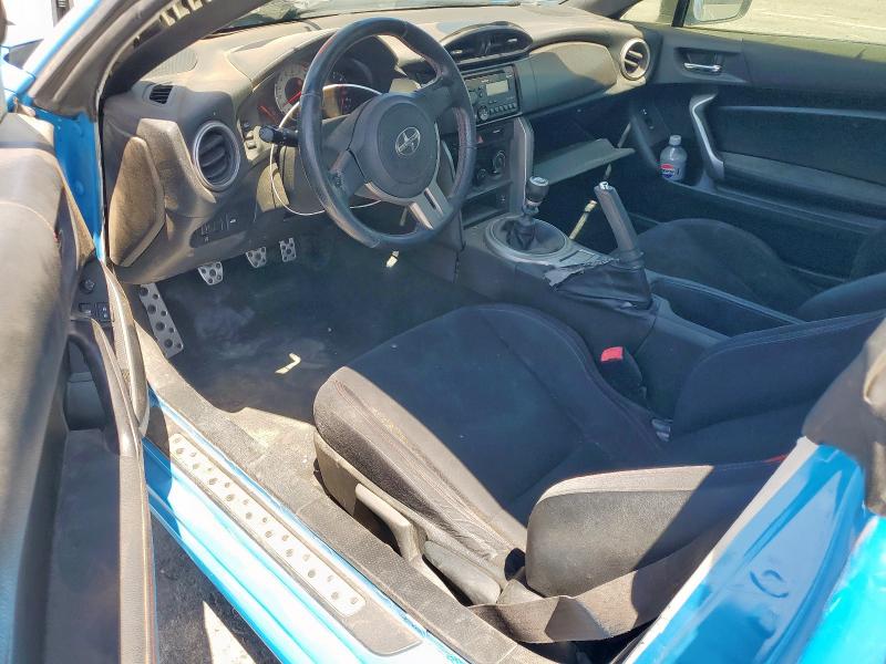  TOYOTA SCION 2013 Синий