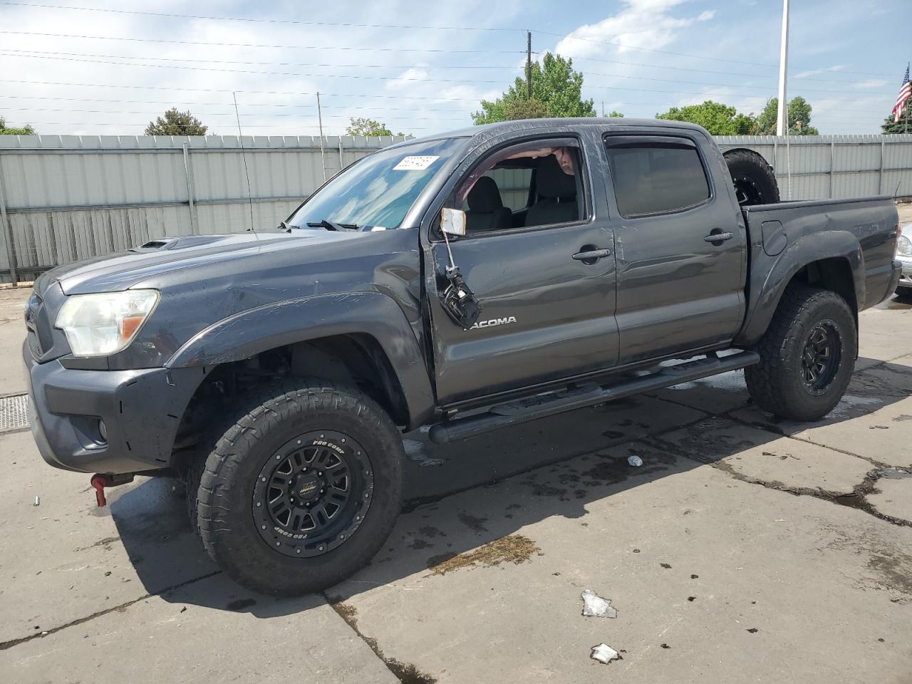 2015 Toyota Tacoma Double Cab for Sale in Littleton, CO - Front End