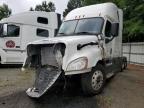 2017 Freightliner Cascadia 125 Semi Truck for Sale in Shreveport, LA - Front End
