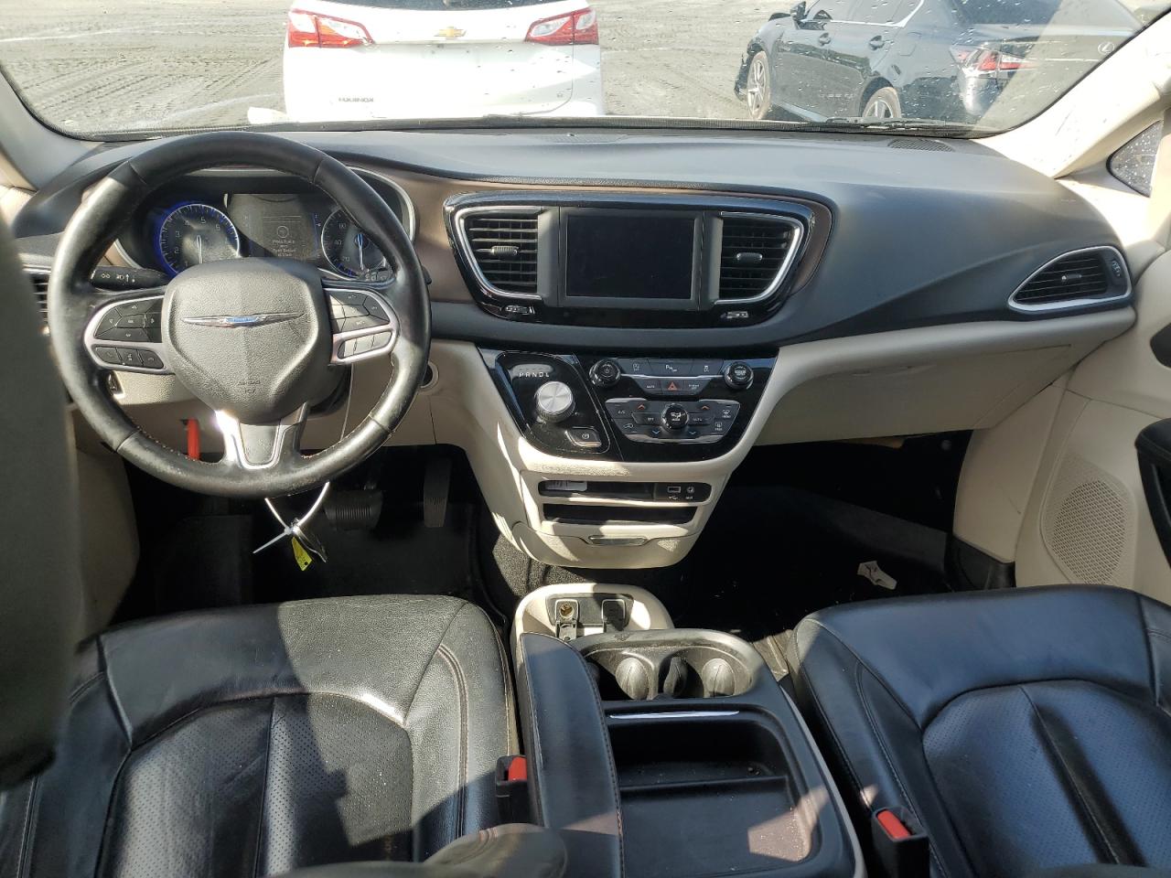 2019 Chrysler Pacifica Touring L VIN: 2C4RC1BG6KR548110 Lot: 56355175