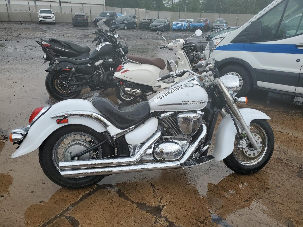2017 Suzuki Vl800