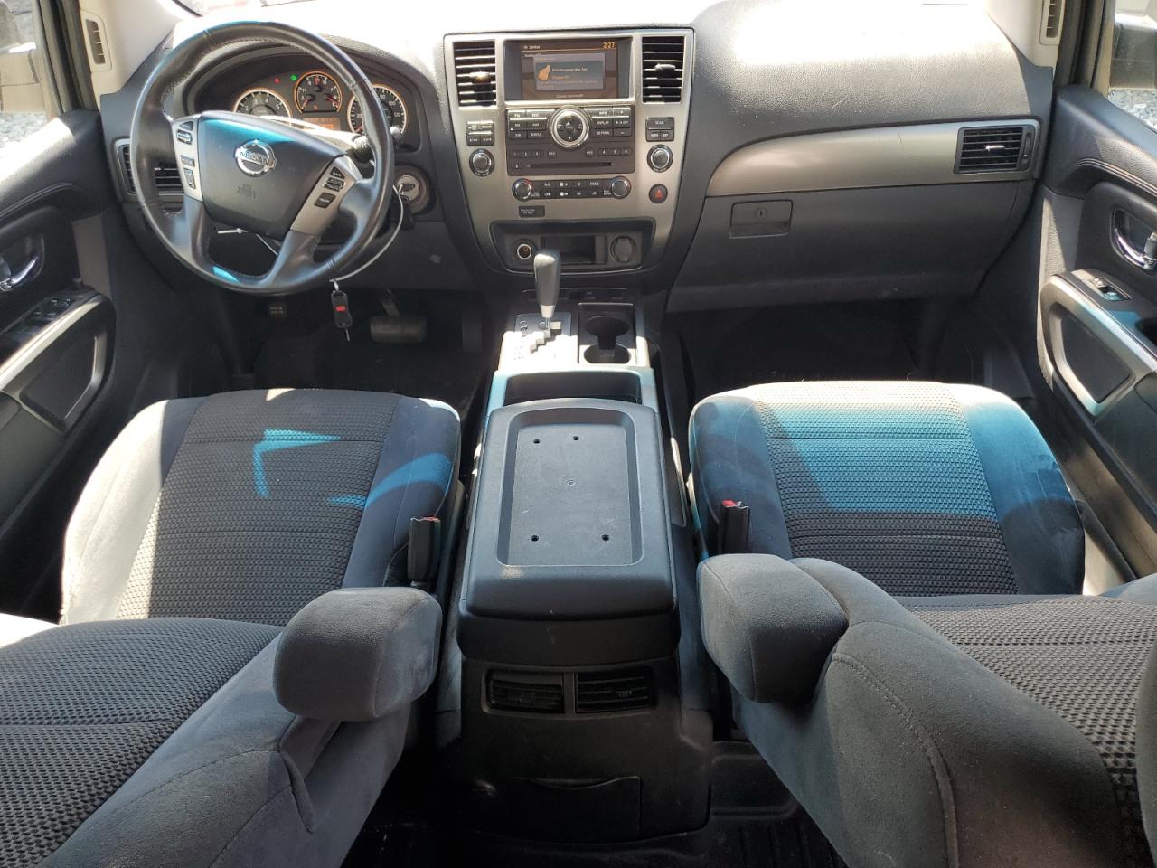 2015 Nissan Armada Sv VIN: 5N1BA0ND7FN617470 Lot: 55651215