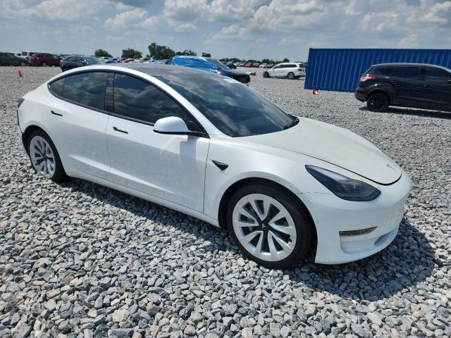  TESLA MODEL 3 2022 Белый