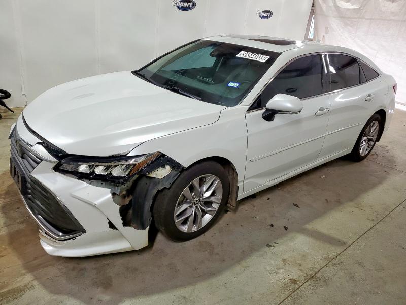  TOYOTA AVALON 2021 Biały